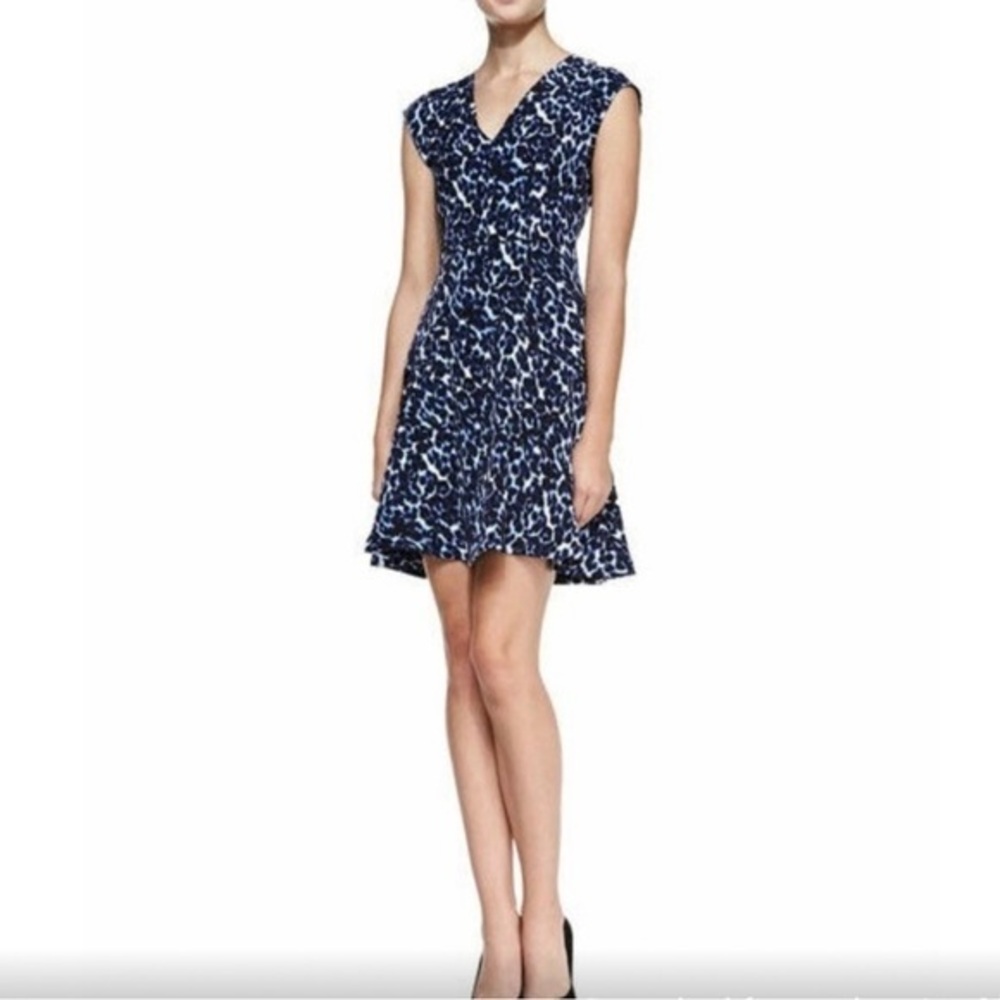 🔥NWT Rebecca Taylor Lynx Print V-Neck Fit and Flare Sleeveless Dress